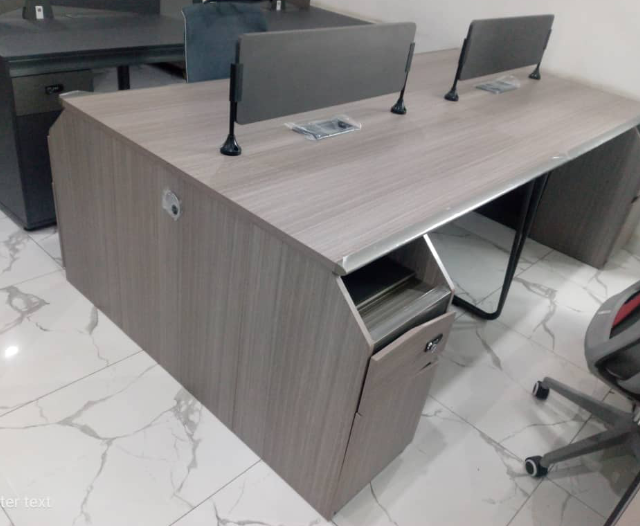 Quality 4 Chairs work Stations with drawers for sale at ojo