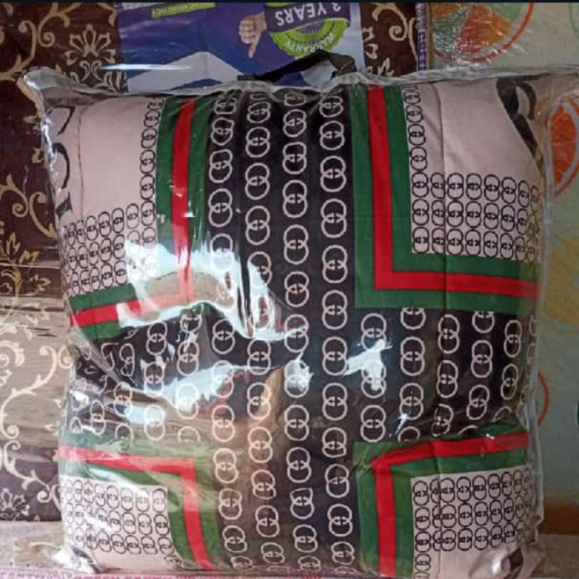 Quality Duvet covers for sale at Ladega market Ikorodu