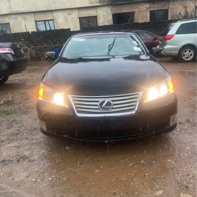 Lexus Es350 for sale at Ikeja Along Lagos