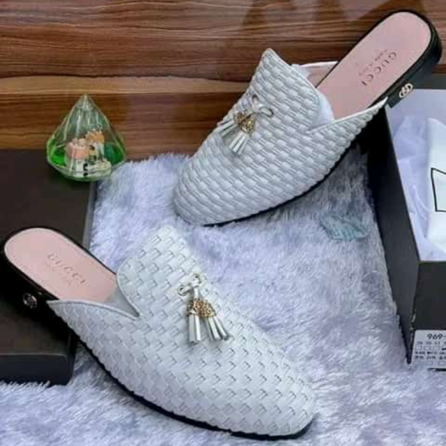 Men’s Quality White Half Shoes for sale at itaelewa Road Ikorodu