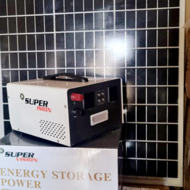 500w solar generator with lithium battery