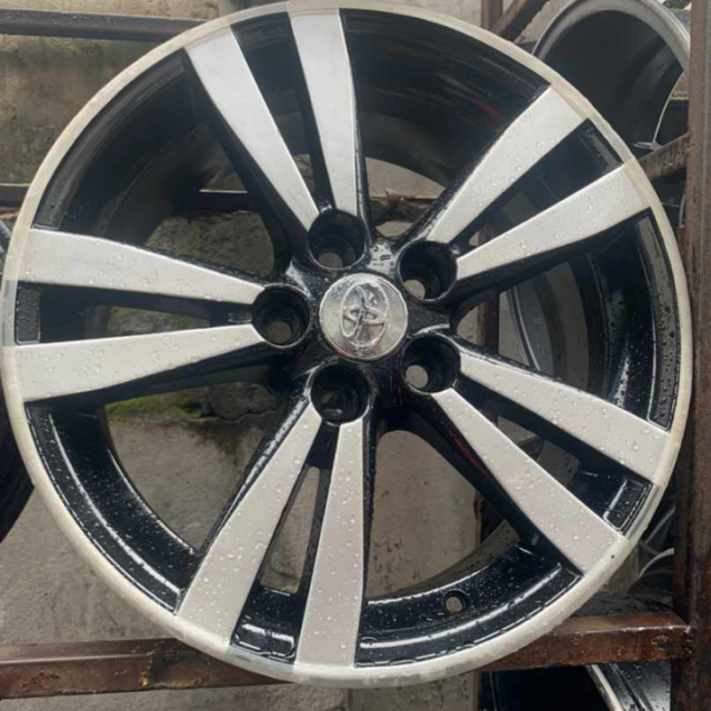 Quality String Rims Alloy Wheels for sale at Ilupeju Mushin