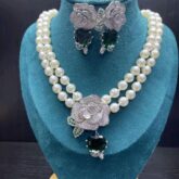 Quality Whole set jewelries designs for sale at Oshodi market