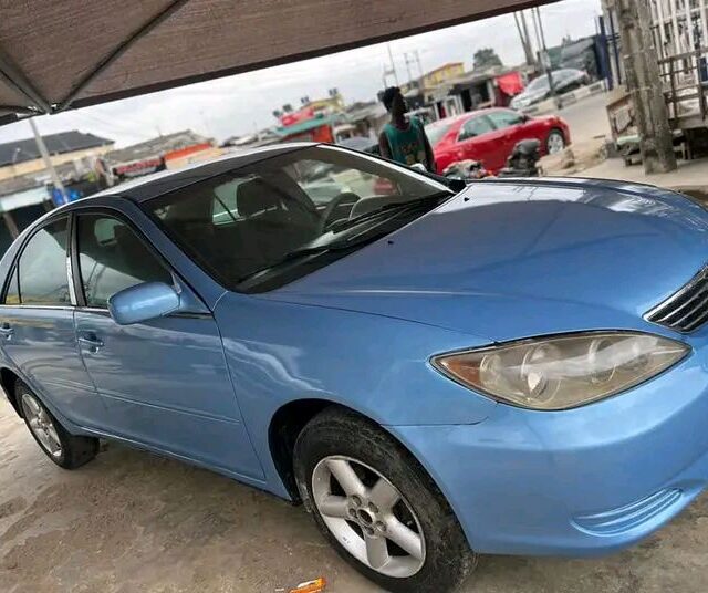 Toyota Camry LE for sale at ikorodu