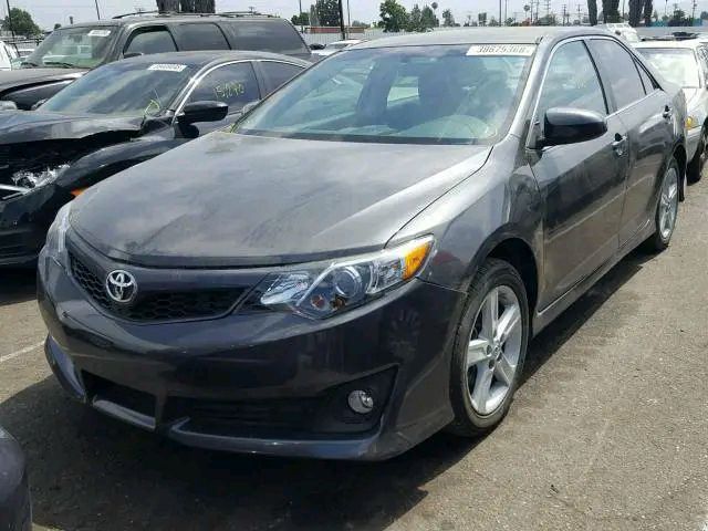 Toyota Camry SE for sale at Mushin