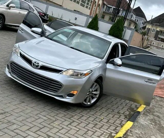 Toyota Avalon For sale at Mushin