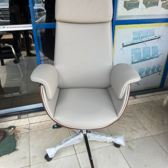 Executives office Chair For sale at ikorodu