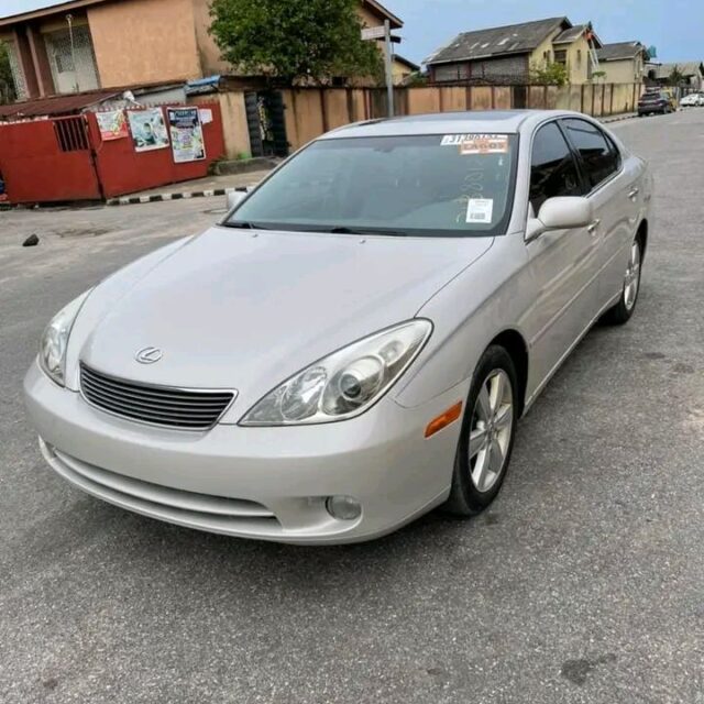 Lexus Es 330 for sale at Ikeja