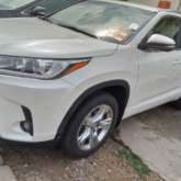 Toyota Highlander hybrid for sale at Ikeja