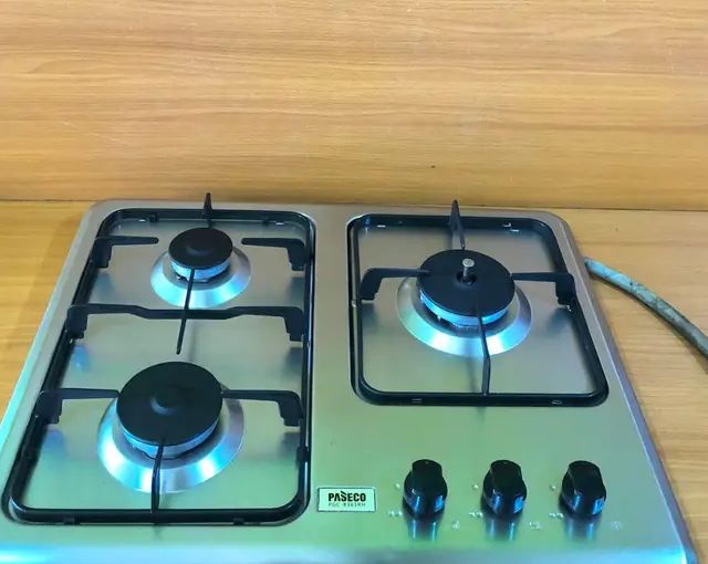 Paseco 3 Burner flat Gass cooker for sale at Lawanson