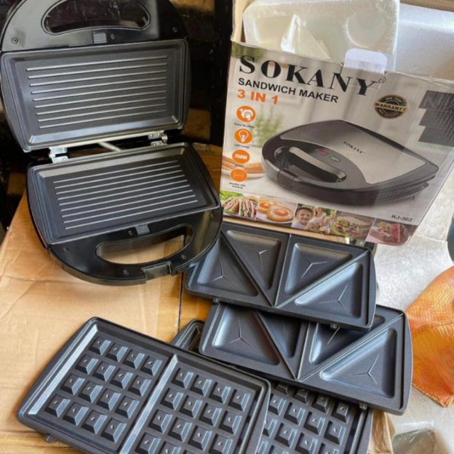 Sandwich maker for sale at Itamaga