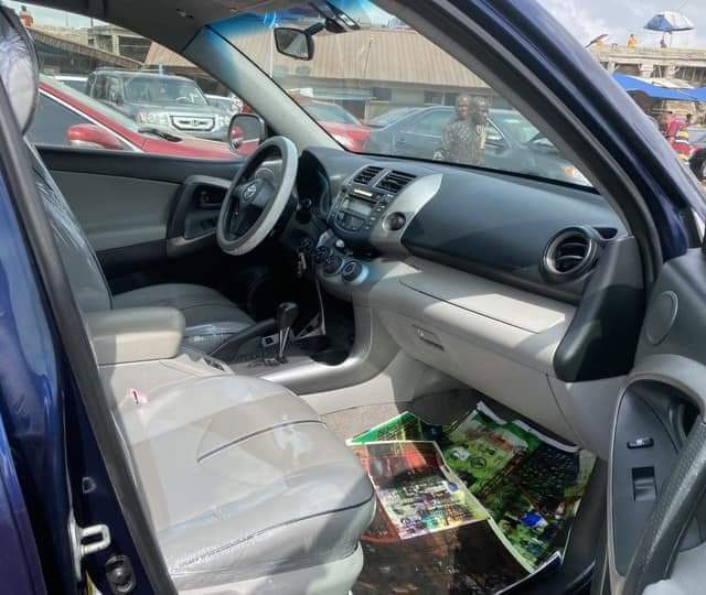 Toyota RAV4 for sale at ikeja Lagos