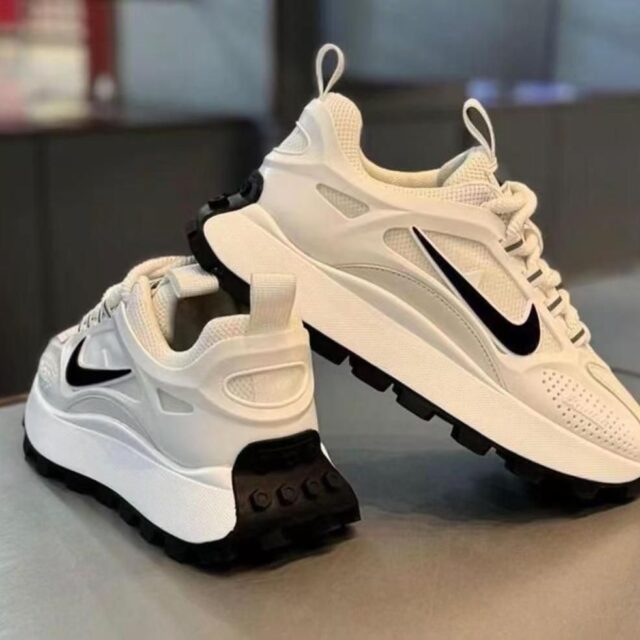 Men’s fashion quality sneakers