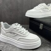 Fashion men’s sneakers