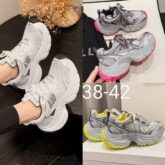 Ladies fashion sneakers