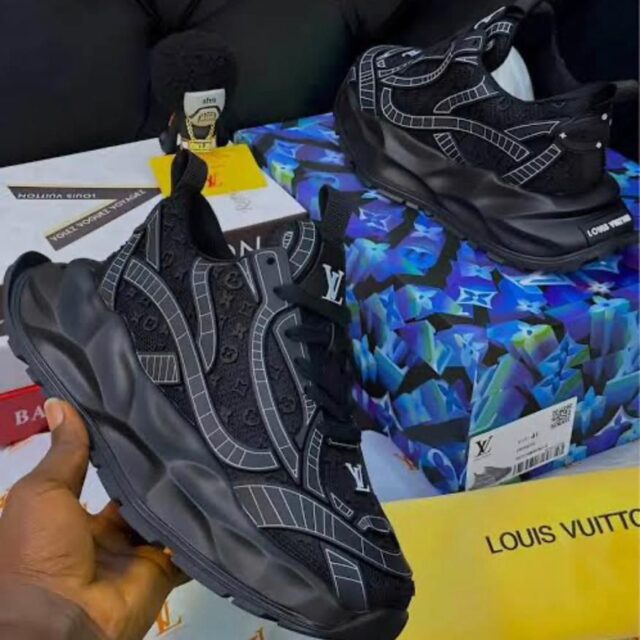 Louis Vuitton quality sneakers